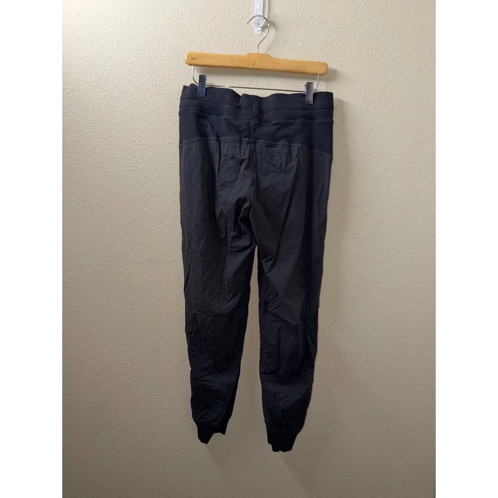 Women's Lululemon Dance Studio Joggers Size 8